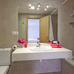 Charmsuites Paralel