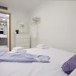 Apartment Charmsuites Paralel Barcelona