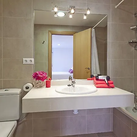 Charmsuites Paralel