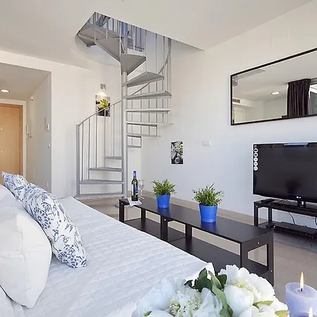 Charmsuites Paralel Apartamento *