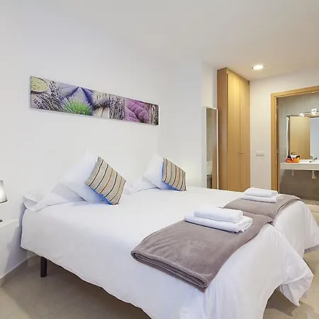 Charmsuites Paralel *