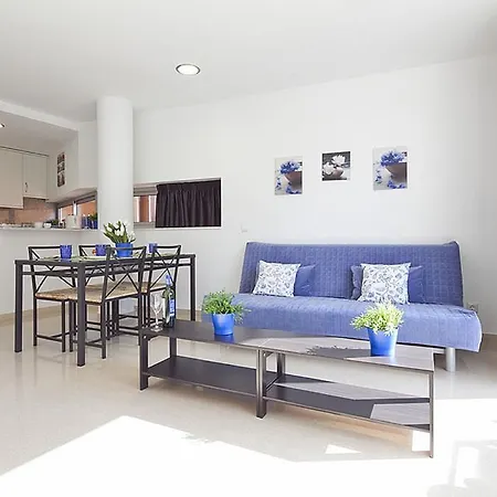 Charmsuites Paralel *
